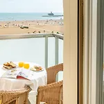 Karinzia Hotel 3*
