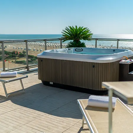 Karinzia Hotel