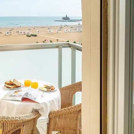 Karinzia Hotel 3*