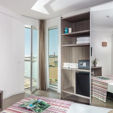 Karinzia Hotel