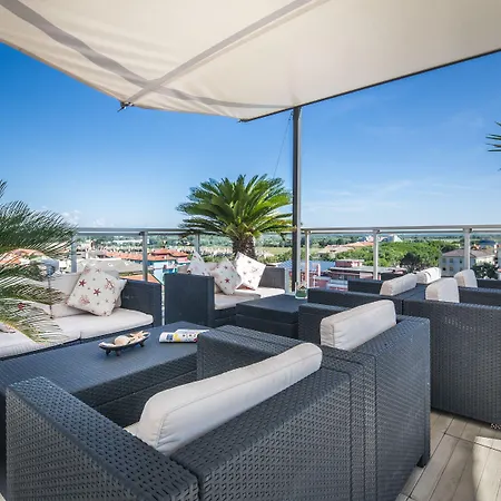 Karinzia 3*