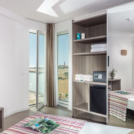 Karinzia 3* Caorle