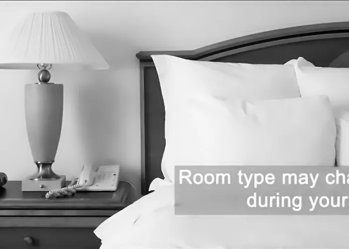 Отель Karinzia 3*